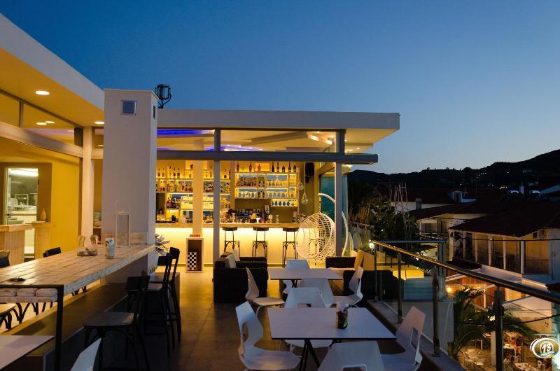 Art Boutique Suites Пефкохори Экстерьер фото